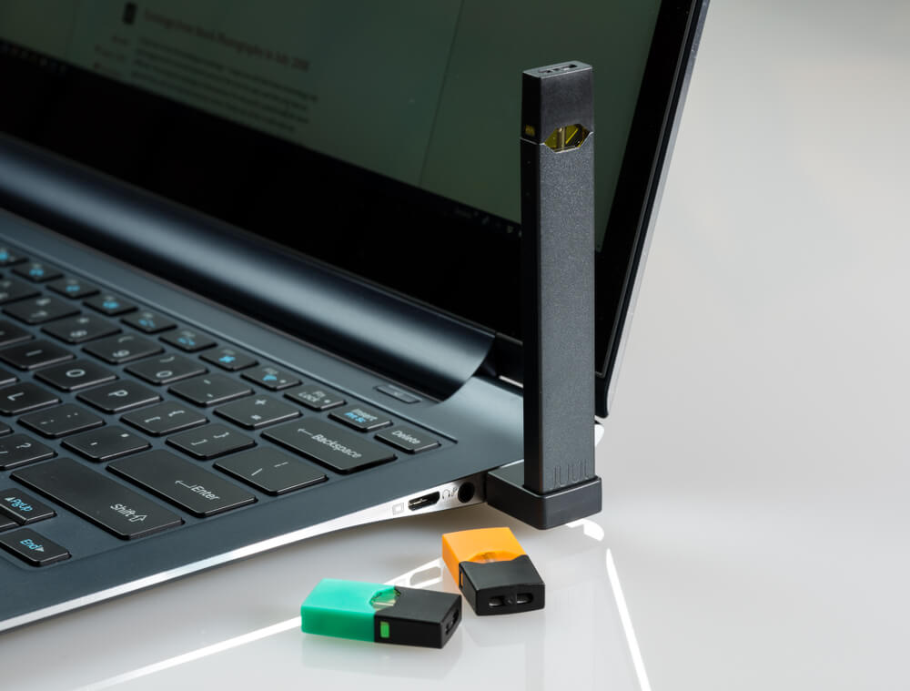 Kite Charger Juul BRIK Portable JUUL Charger for JUUL Device