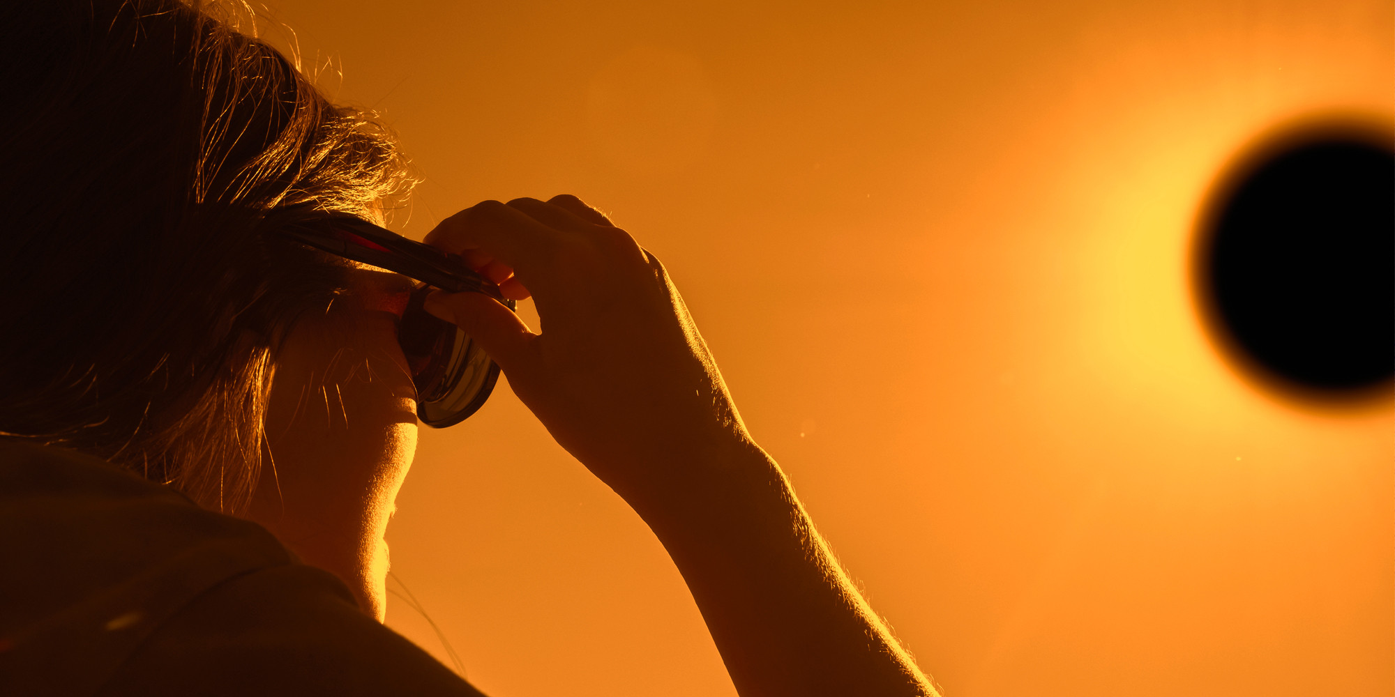 Someone staring at the solar eclipse