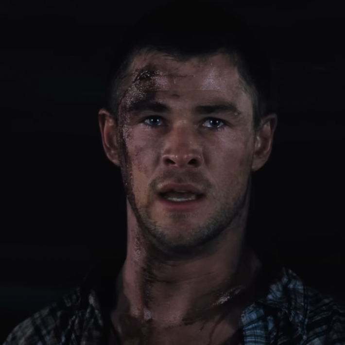 halloween movie date chris hemsworth
