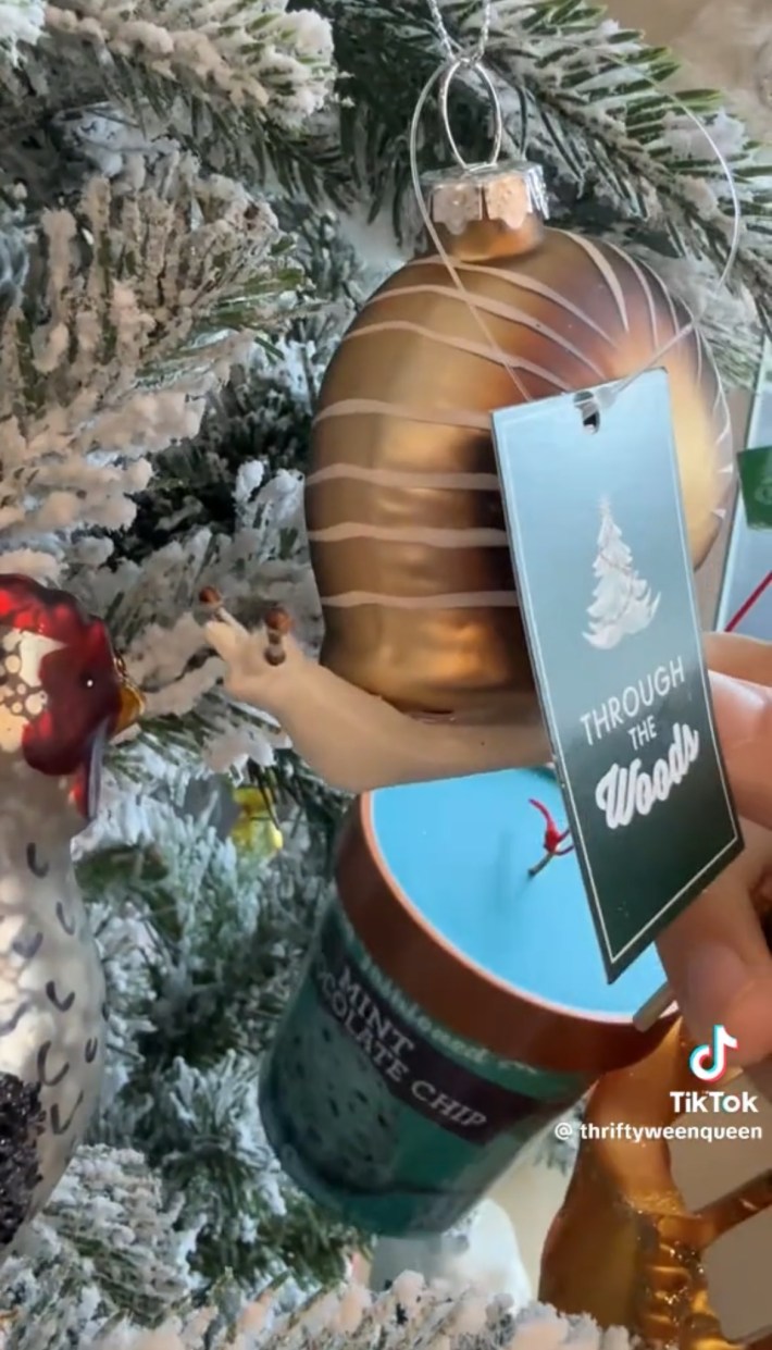 Brown snail ornament