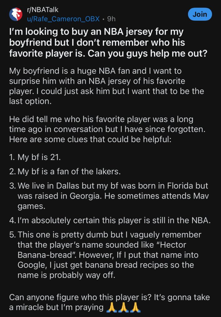 Screenshot of a Reddit post asking for help identifying the name of an NBA player that sounds like Hector Banana Bread.