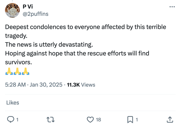 Tweet response to the American Airlines flight crash. Text reads, "Deepest condolences to everyone affected by this terrible tragedy. The news is utterly devastating. Hoping against hope that the rescue efforts will find survivors. (pray emojis)"