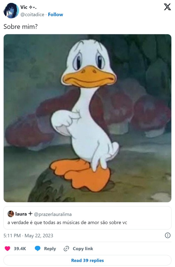 portuguese sad duck pointing at himself memes