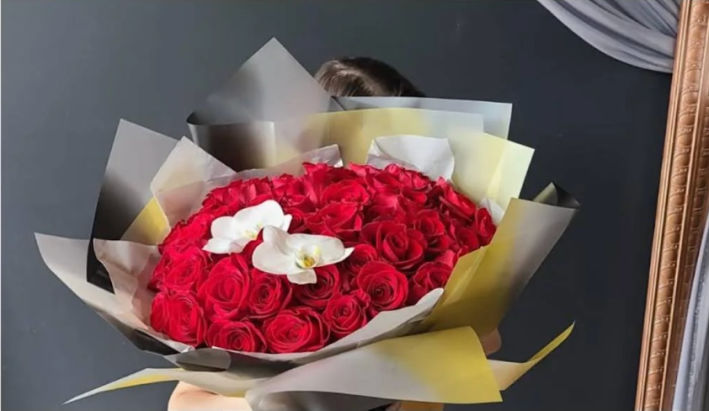 entitled customer roses