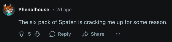 Reddit comment about ex-mayor of Chicago's Super Bowl spread. Text reads, "The six pack of Spaten is cracking me up for some reason."