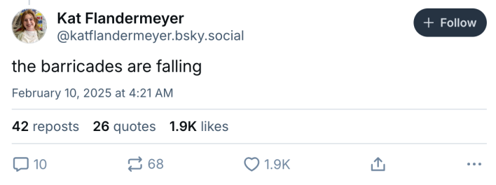 Phillies Superbowl police scanner thread, text reads, "the barricades are falling"