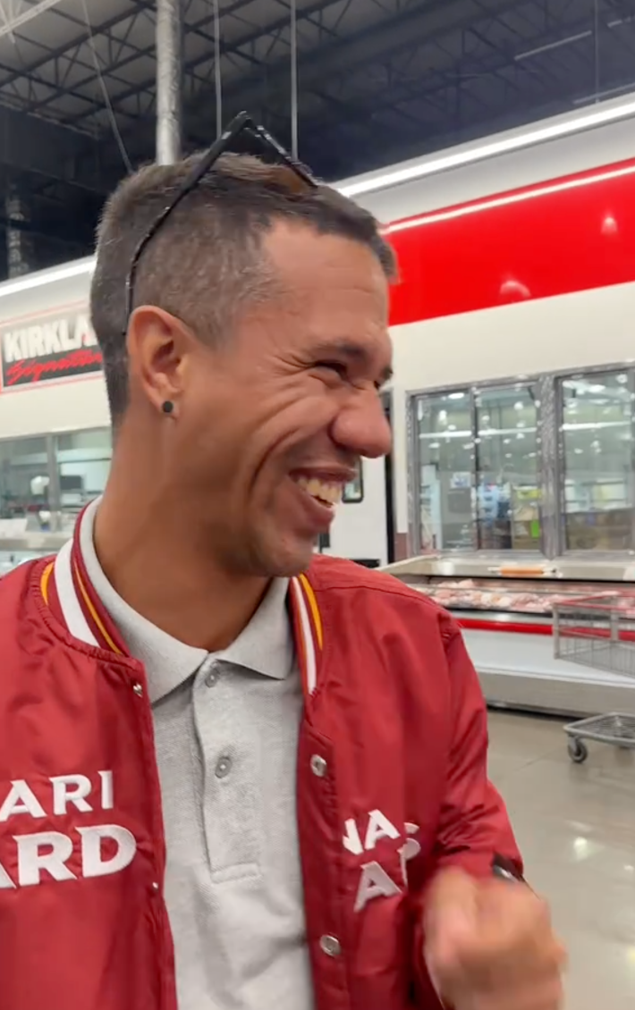@yoelandmari/TikTok cuban man in costco