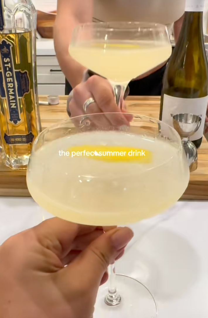 @milancaraa/TikTok, the perfect summer drink