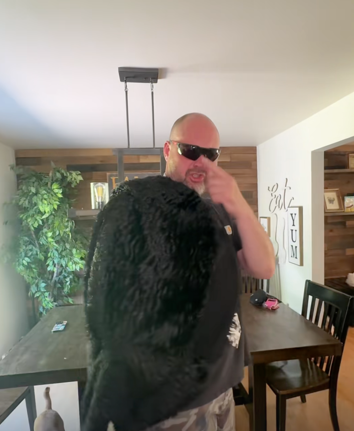 @piper.romigh/TikTok who put the muffins in the freezer video