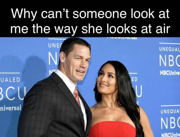 You can't see me meme of a woman "looking at air"