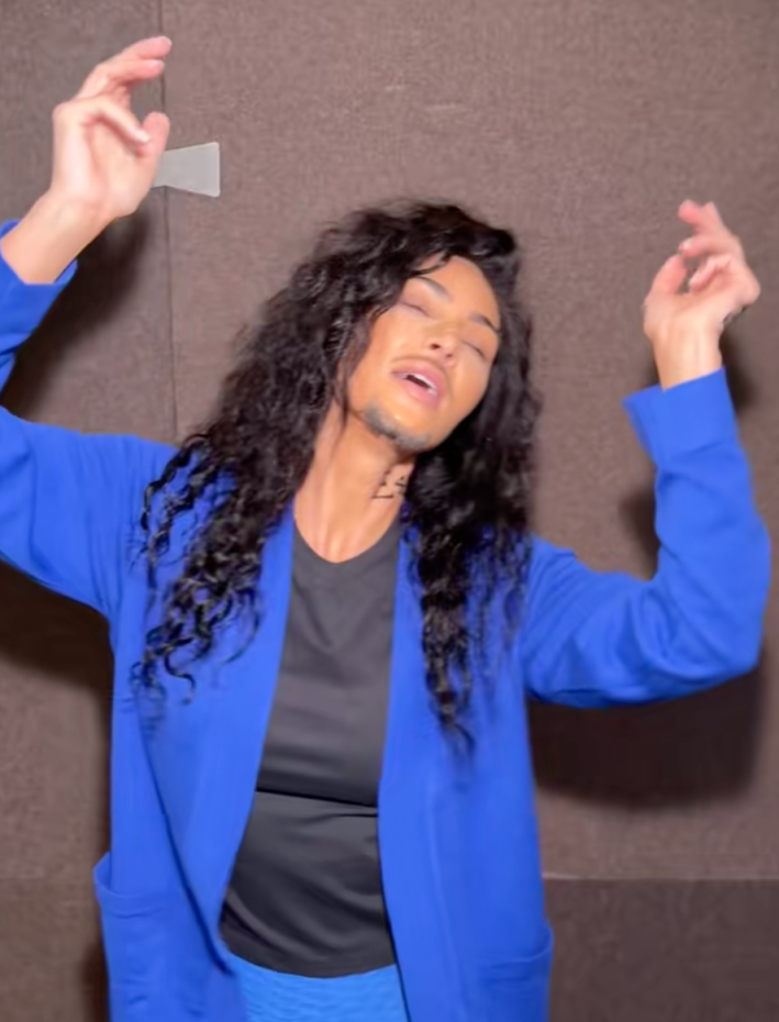 kim k dressed at jay guapo for halloween