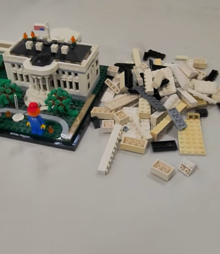 @flashash927/TikTok, lego model white house with east wing smashed