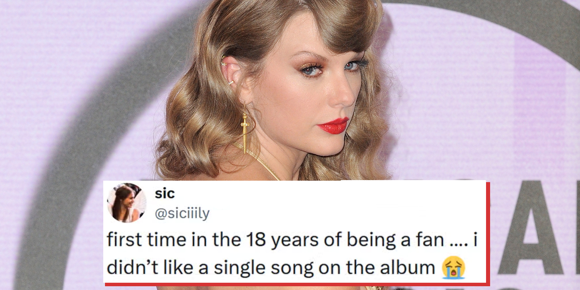 Taylor Swift at the 2022 American Music Awards held at the Microsoft Theater in Los Angeles, USA on November 20, 2022. Tweet overlay reads, "first time in the 18 years of being a fan …. i didn’t like a single song on the album."