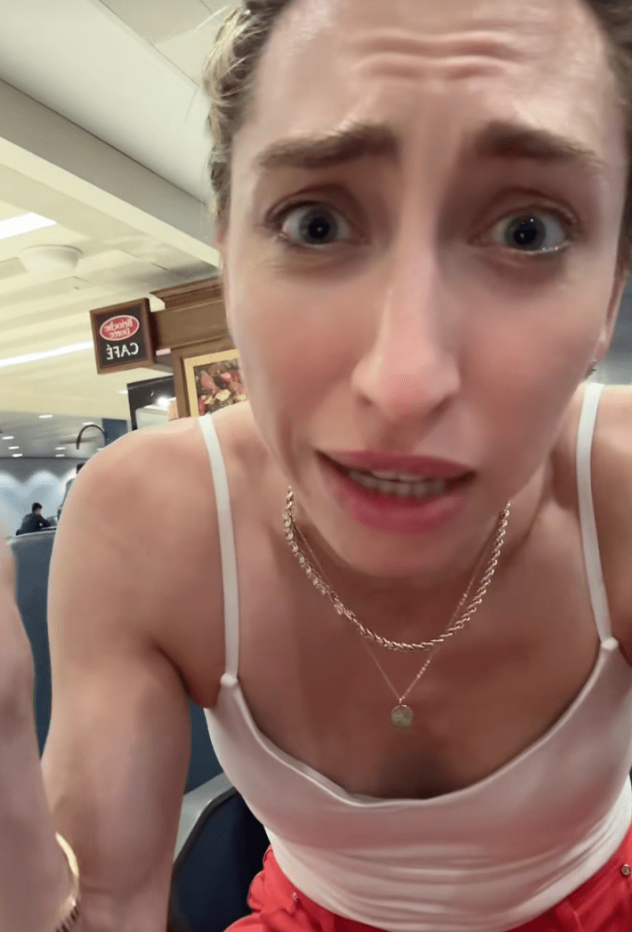 @cynthiastarich/TikTok says TSA scanners detected her tampon and sounded the alarm.