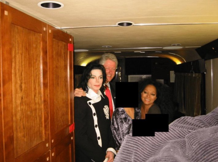 Redacted photo of Michael Jackson and Diana Ross with Bill Clinton, the Jackson and Ross children's' faces covered by black boxes and a photoshopped blanket.