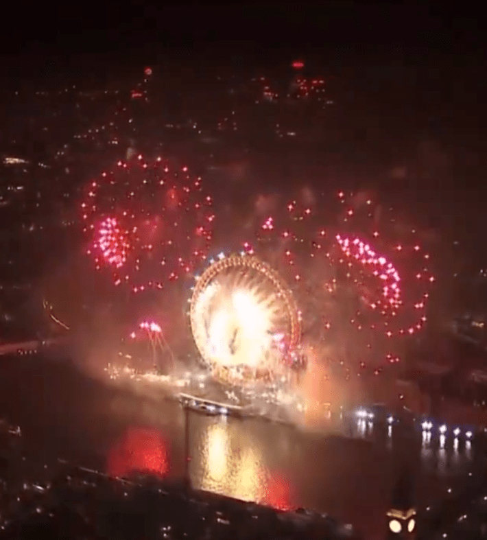 PopCrave/X London NYE Fireworks show