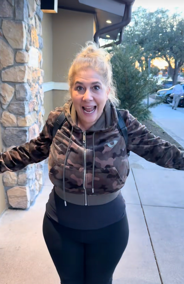 @alessandro.salimei/TikTok, @italiangirl1130/TikTok host mom rhonda excited to go to olive garden