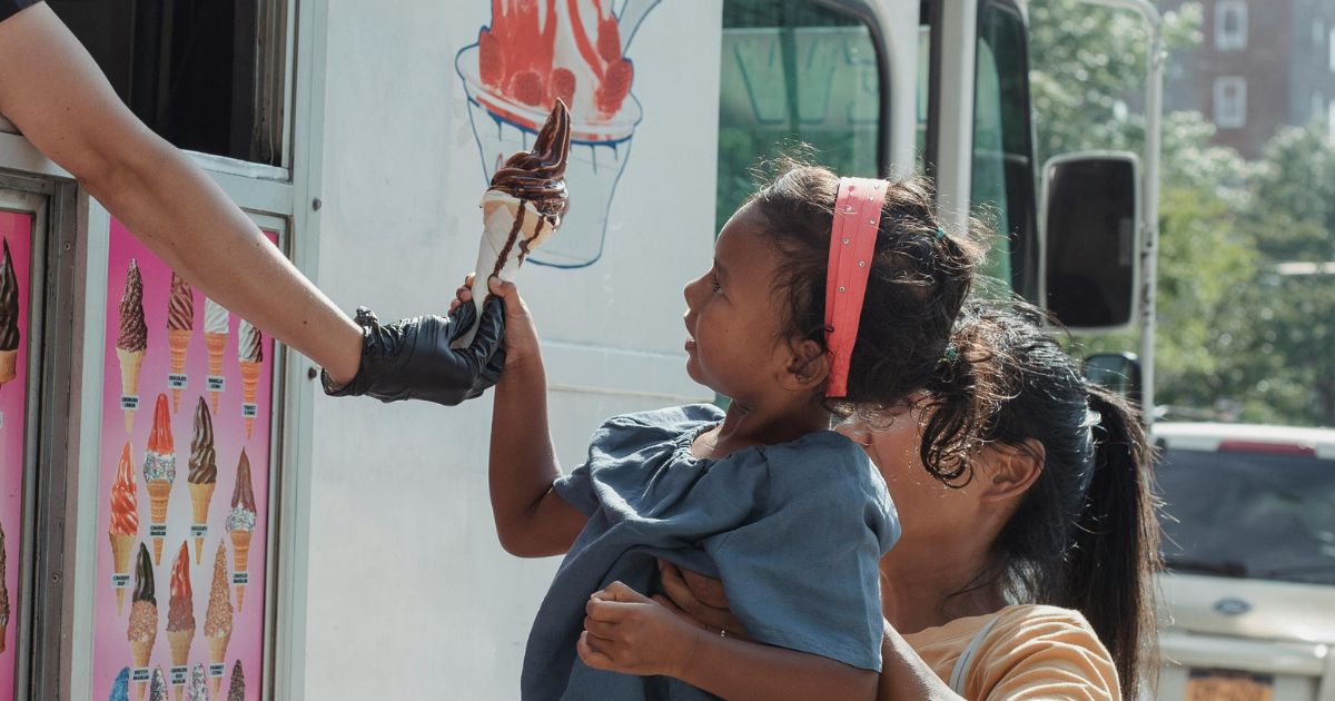 Ice cream lady wins the internet with her response