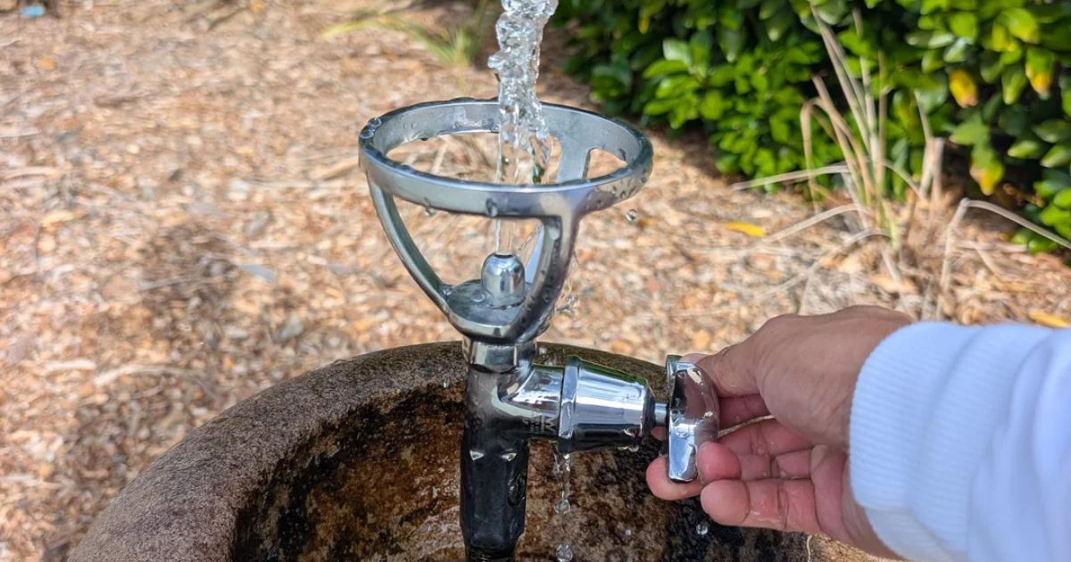 Sydney’s mouth-guard water fountain reminds Redditors of the popular sitcom 'Parks and Recreation.'