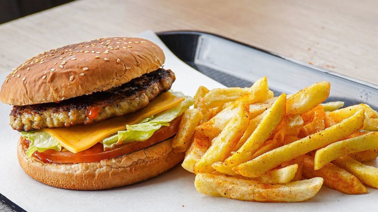 McDonald’s customer asked workers to start counting days after getting cheese on the side of the burger.