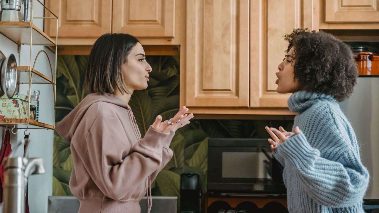 Redditor Says Friend Invited Unwanted Guest to Birthday Trip