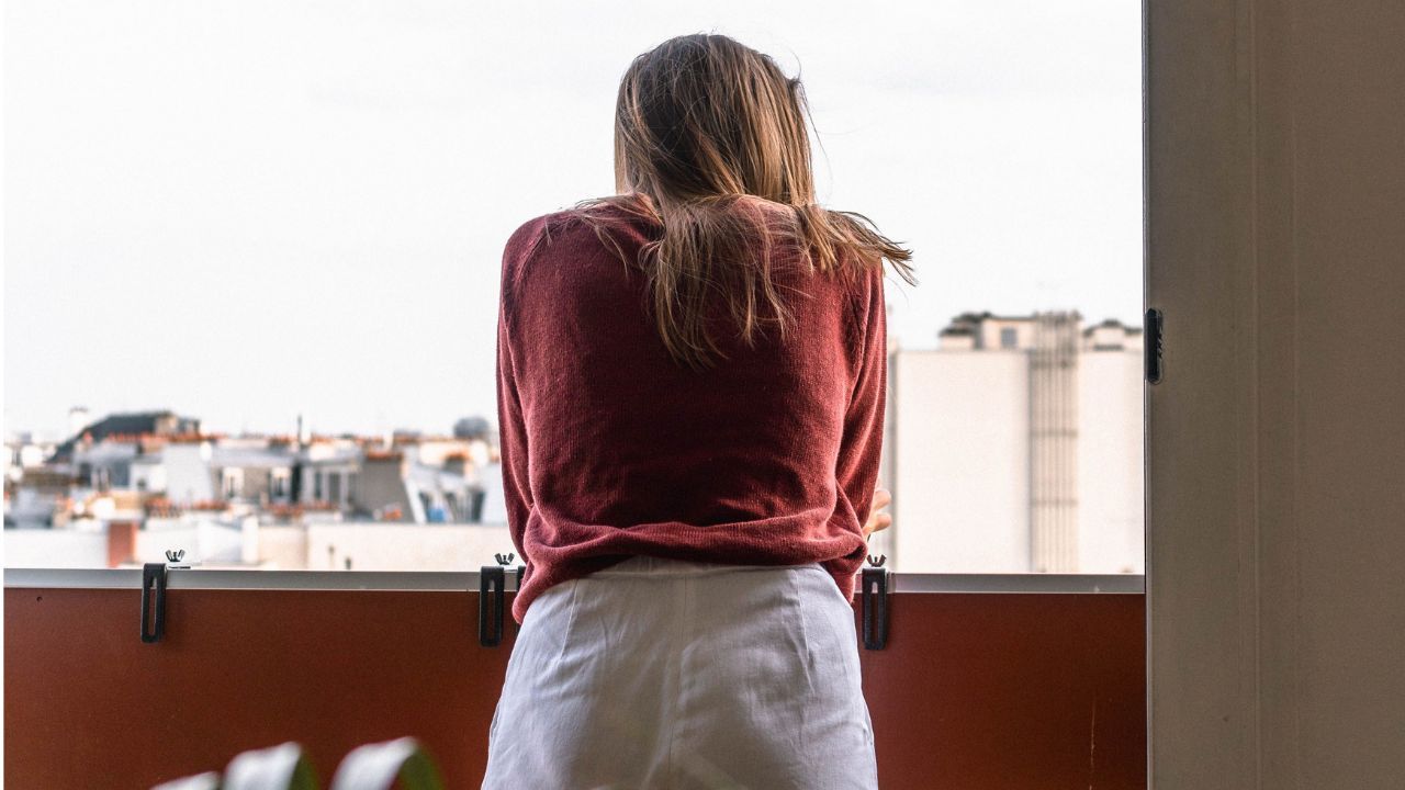 Redditor’s Dream Paris Move Turns Into a First-Day Nightmare