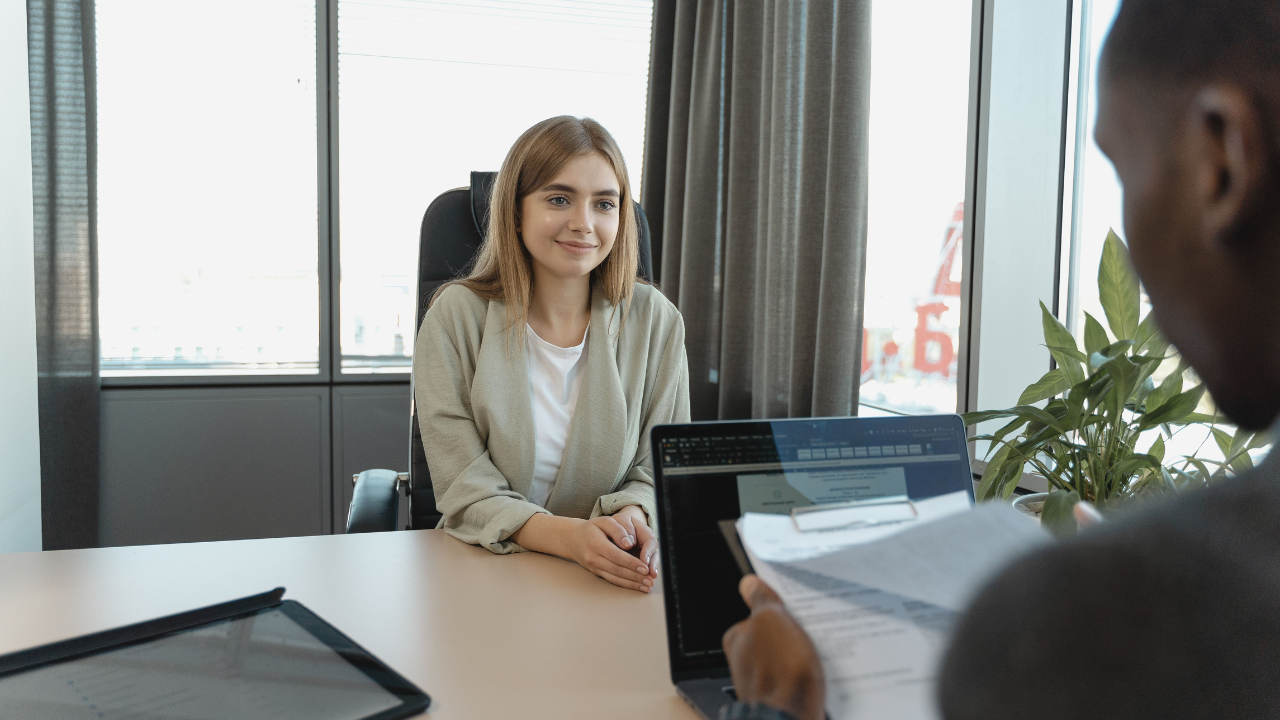 Redditor Refuses One-Way Video Interviews During Job Search